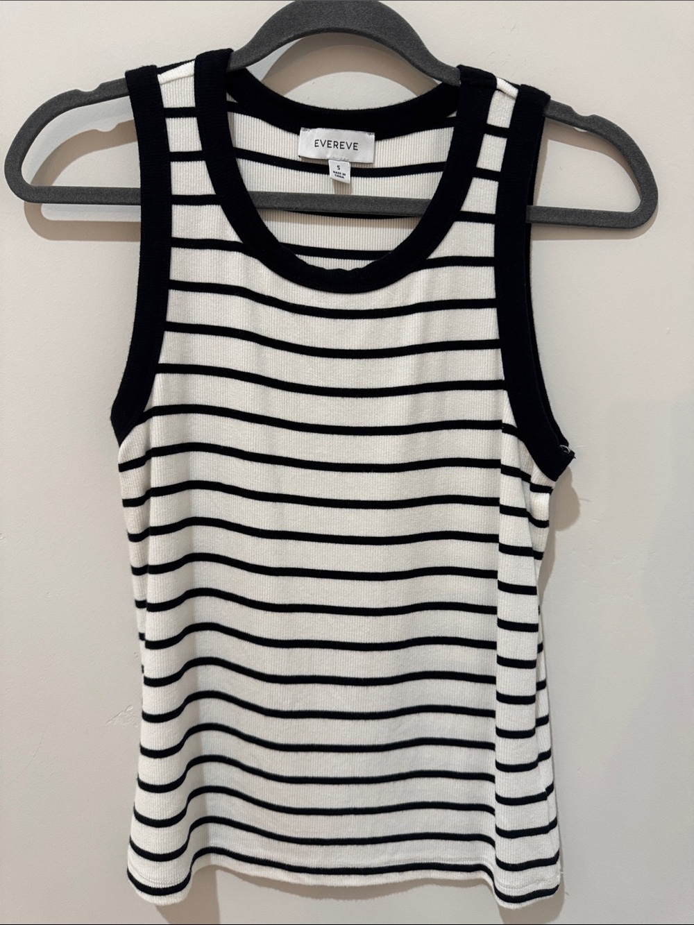 Evereve Black and White Striped Sleeveless Tank Like New